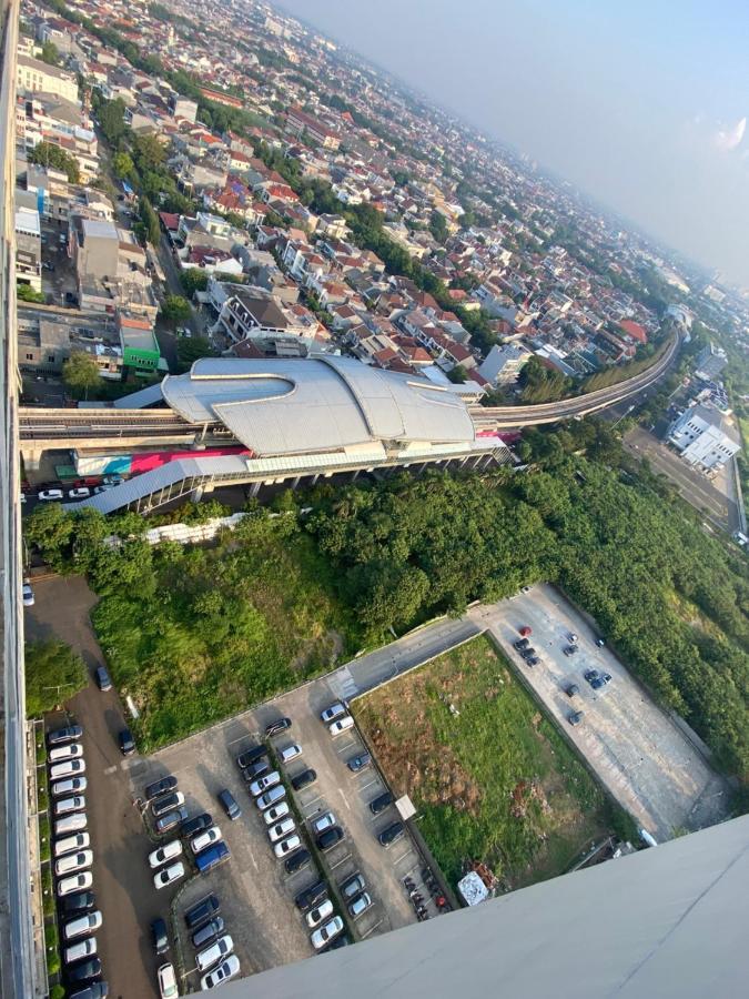 Callia Apartement Golf View Pulo Mas Jakarta Timur Exterior photo